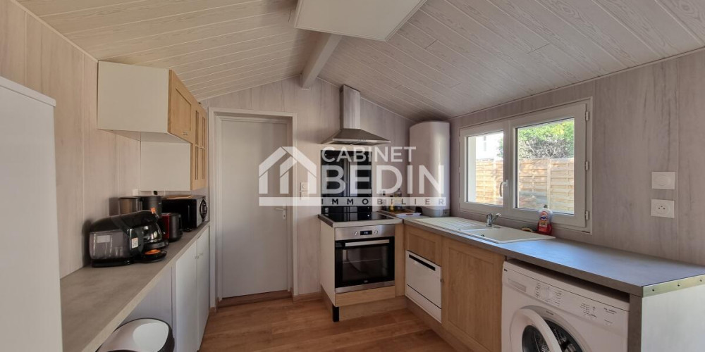 maison à ARES (33740)