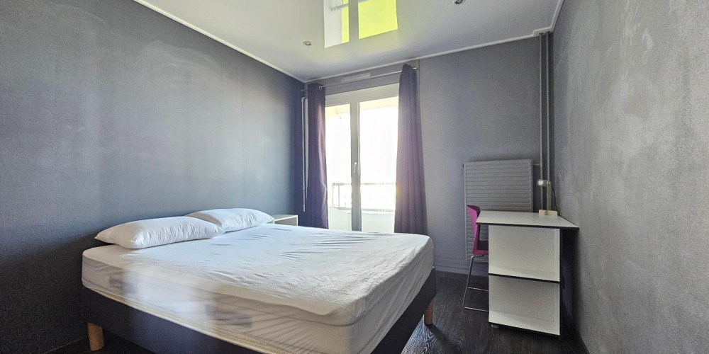 appartement à BORDEAUX (33300)