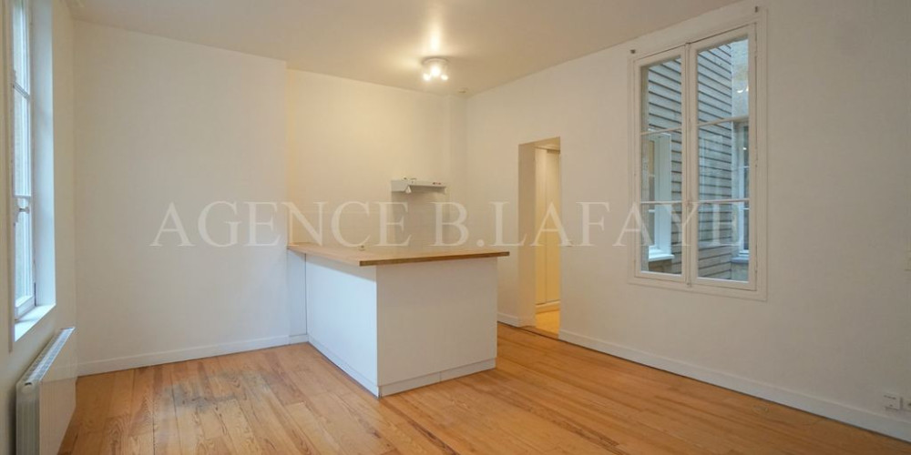 appartement à BORDEAUX (33000)