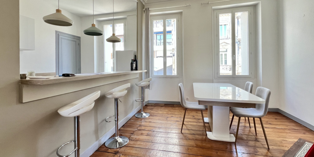 appartement à BORDEAUX (33000)