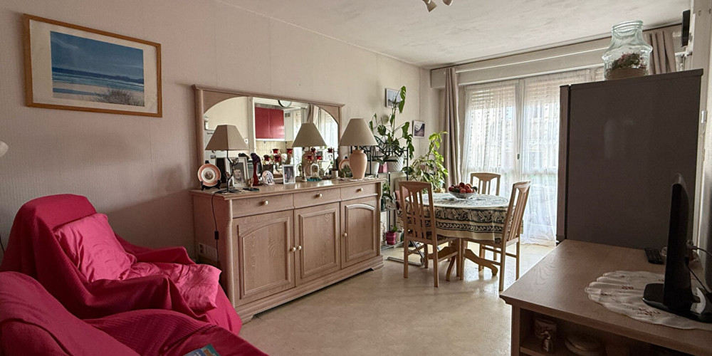 appartement à LE BOUSCAT (33110)