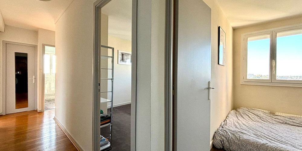 appartement à BORDEAUX (33200)
