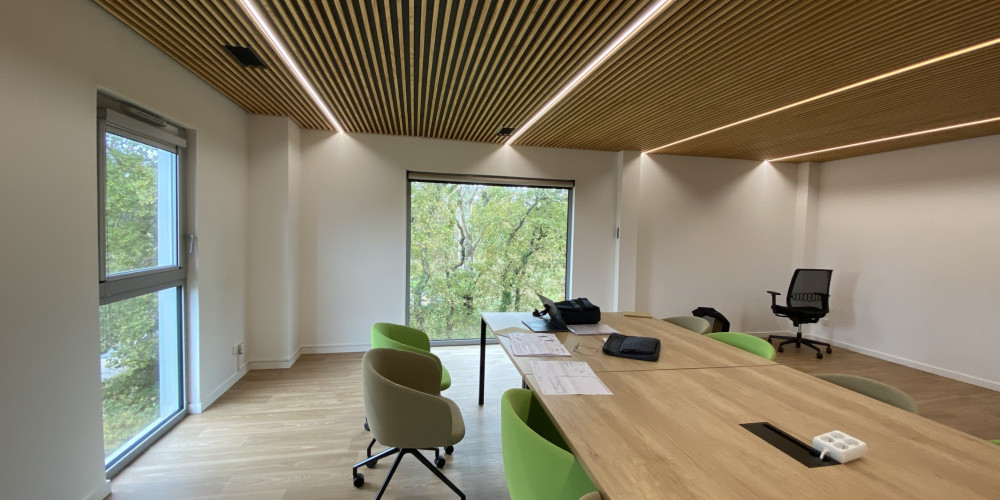 local industriel à MERIGNAC (33700)