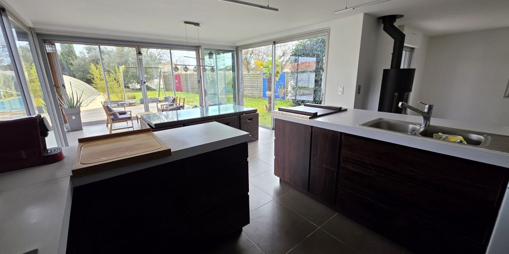 maison à ST MEDARD D EYRANS (33650)