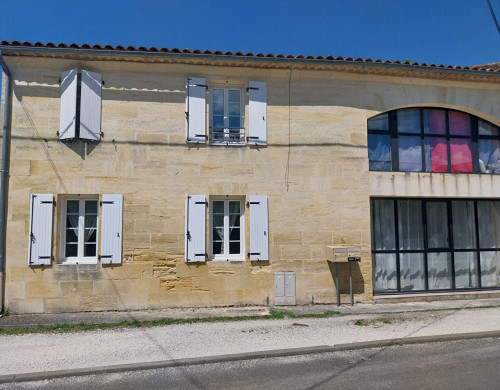 maison  ST DENIS DE PILE