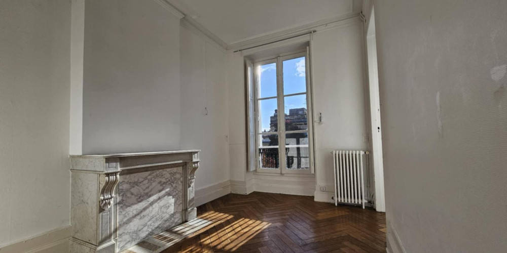 appartement à BORDEAUX (33000)