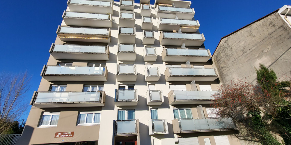 appartement à BORDEAUX (33200)