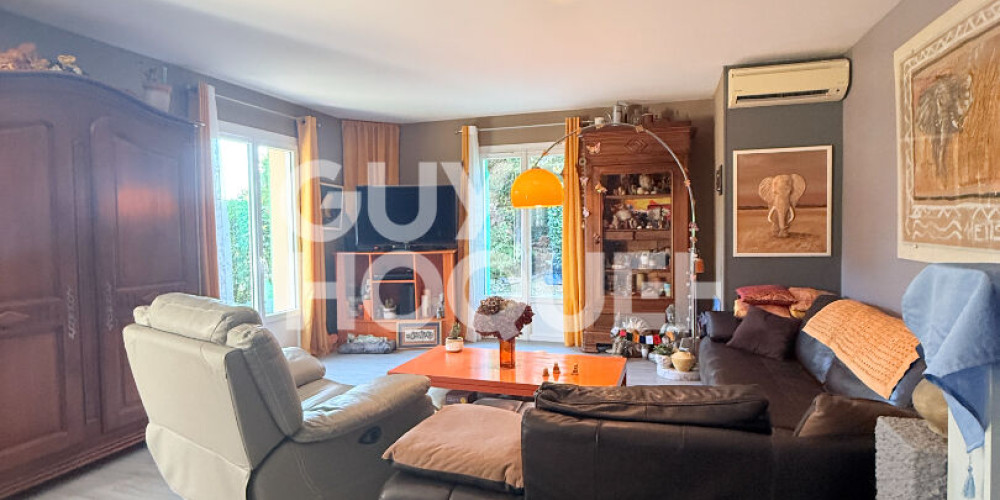 maison à ST DENIS DE PILE (33910)