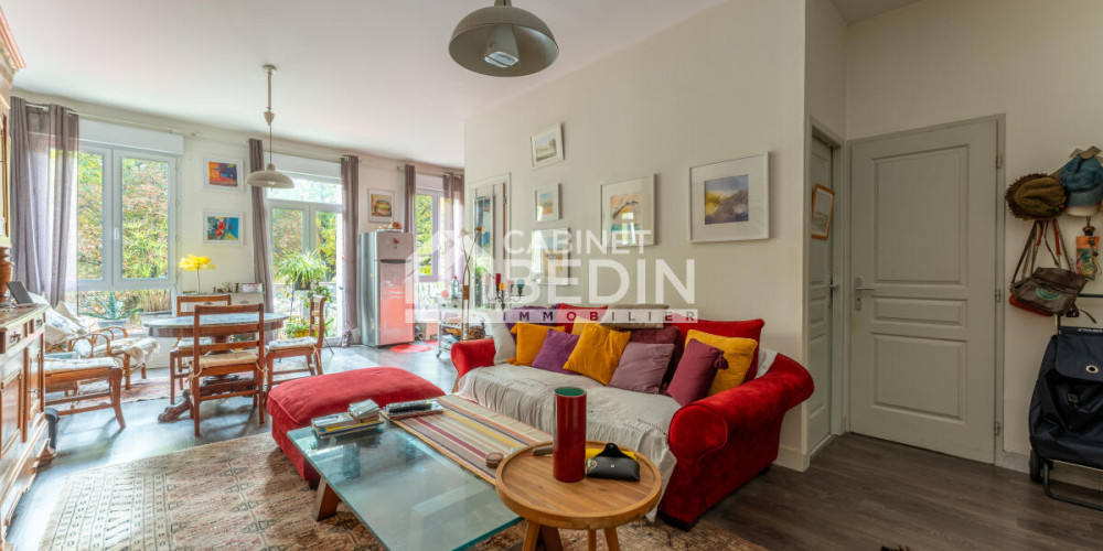 appartement à BORDEAUX (33800)