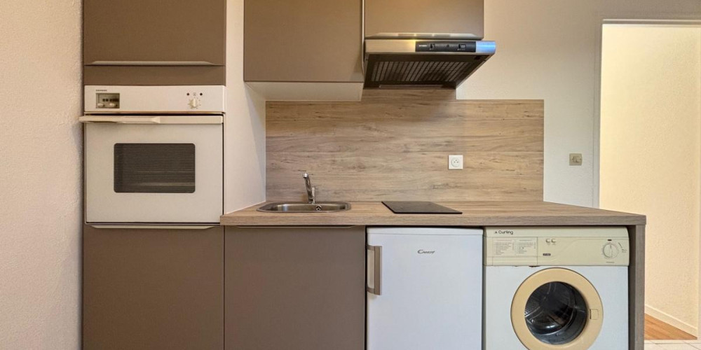 appartement à BORDEAUX (33000)