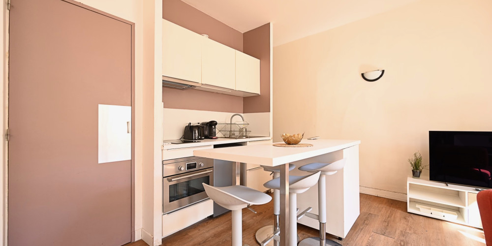 appartement à BORDEAUX (33000)