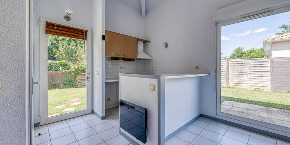 maison à ARTIGUES PRES BORDEAUX (33370)