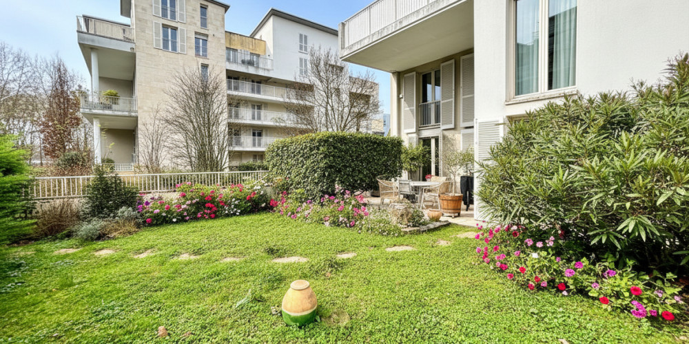 appartement à BORDEAUX (33100)
