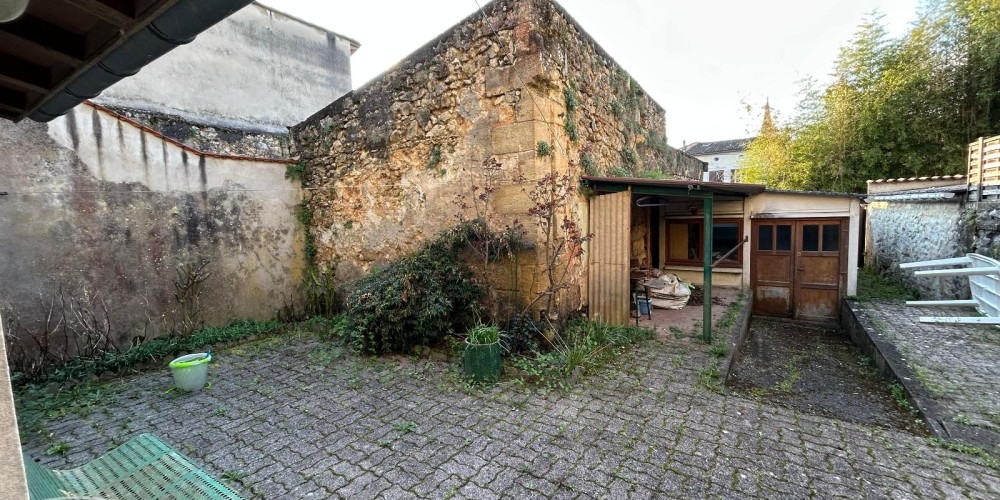 maison à LANGOIRAN (33550)