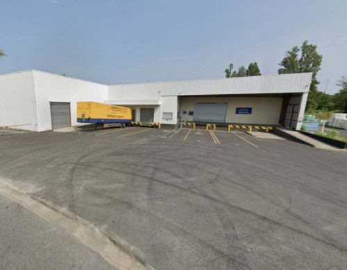 local industriel  CARBON BLANC