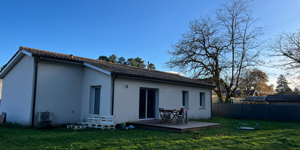 maison à SAUCATS (33650)