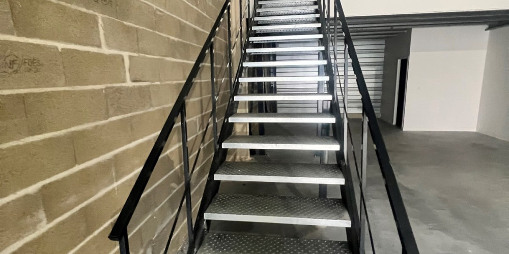 local industriel à MERIGNAC (33700)