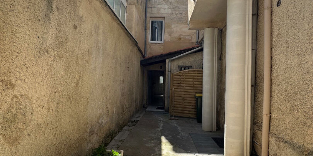 maison à BORDEAUX (33300)