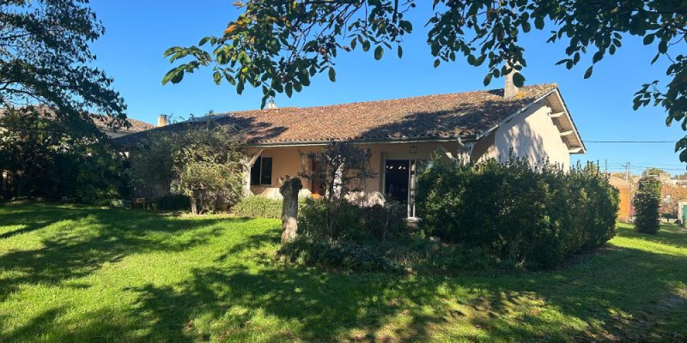maison à MOULIETS ET VILLEMARTIN (33350)