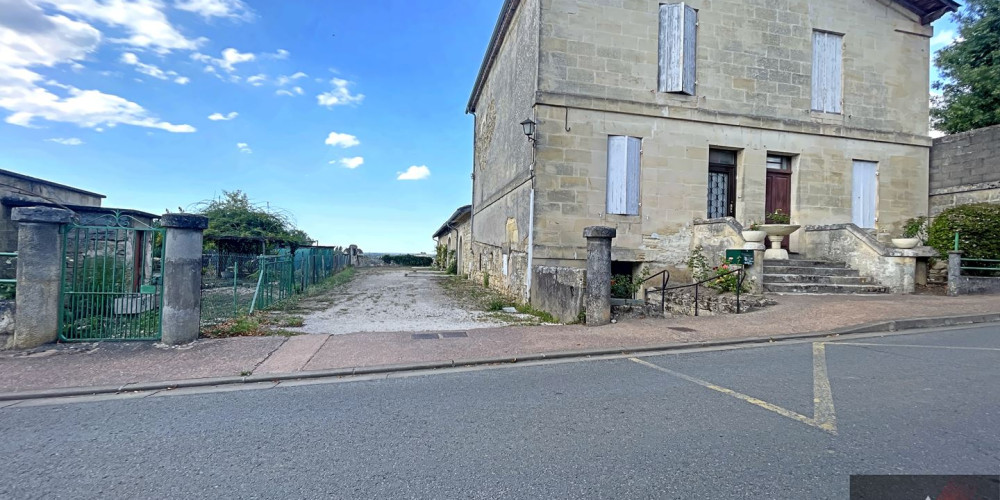 maison à ST CHRISTOPHE DES BARDES (33330)