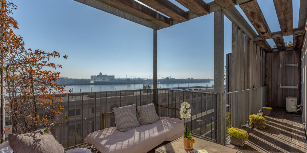 appartement à BORDEAUX (33300)