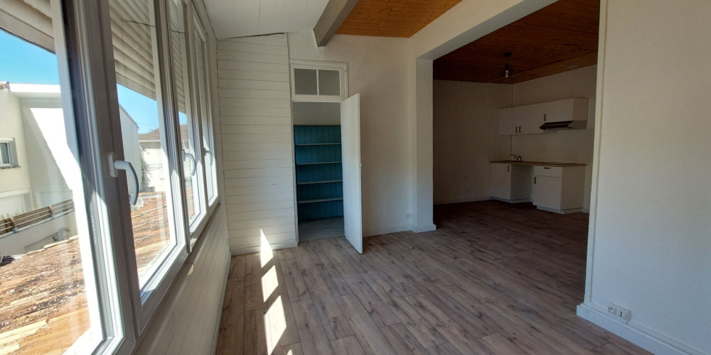 appartement à BORDEAUX (33000)