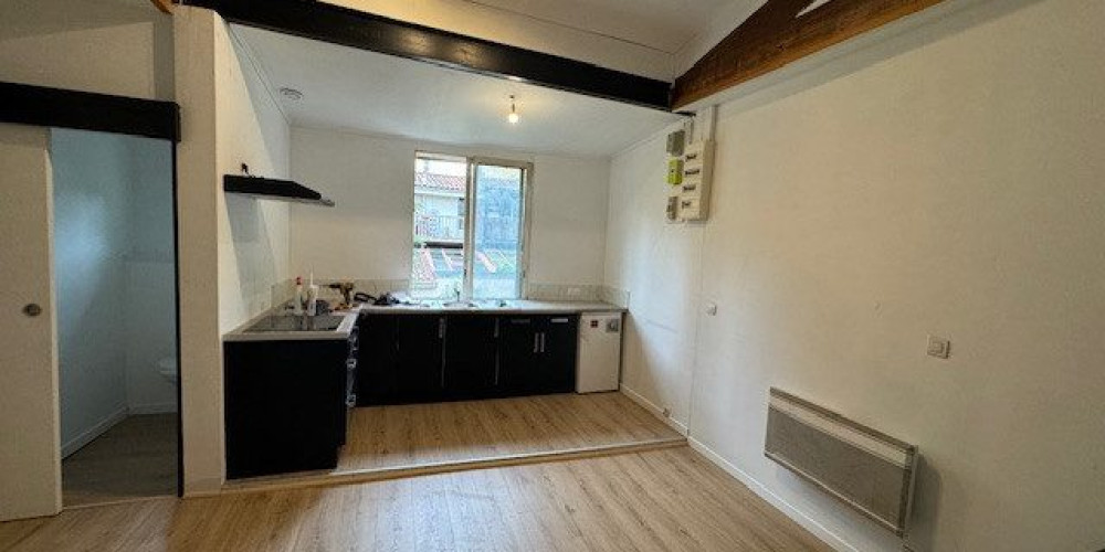 appartement à BORDEAUX (33800)