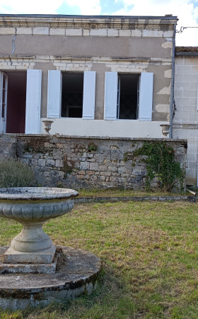 Maison  ORDONNAC