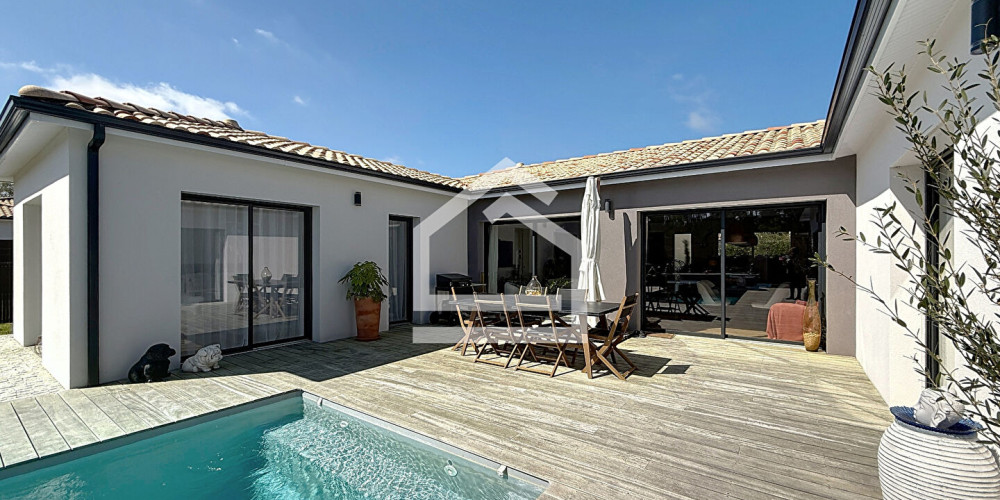 maison à ST AUBIN DE MEDOC (33160)