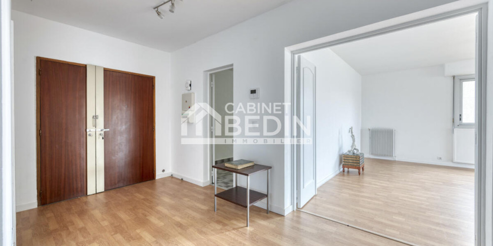 appartement à BORDEAUX (33000)