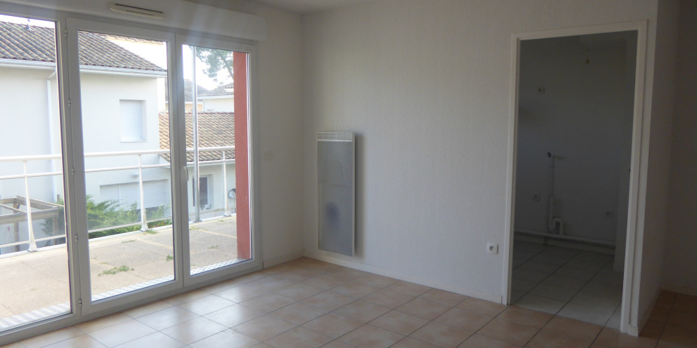 appartement à CADAUJAC (33140)