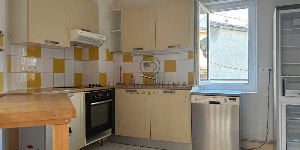 appartement à BORDEAUX (33000)