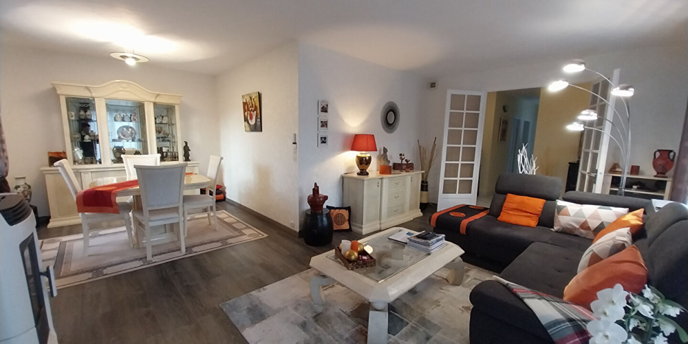 maison à STE EULALIE (33560)