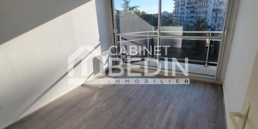 appartement à BORDEAUX (33200)