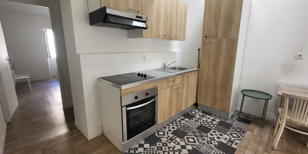 appartement à BORDEAUX (33000)