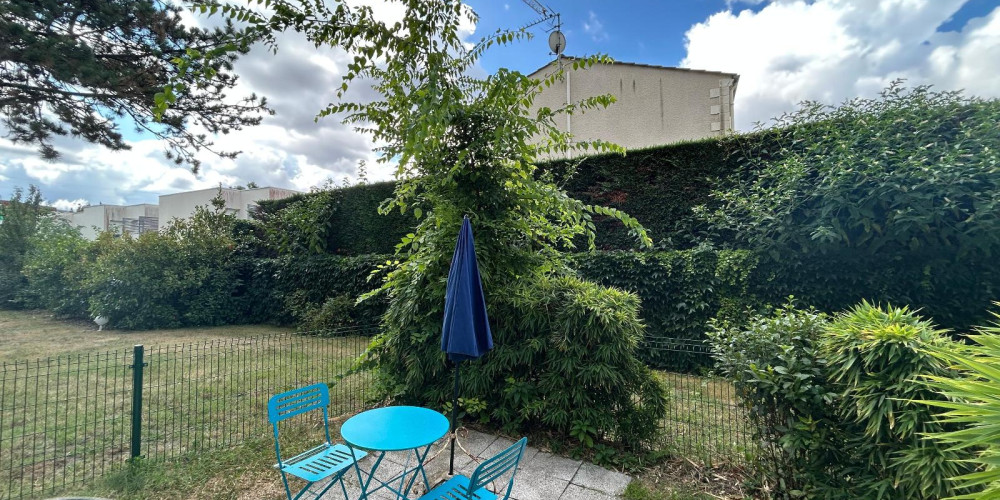 appartement à BORDEAUX (33200)