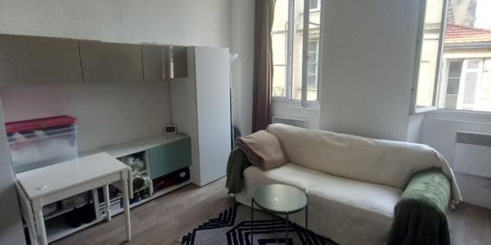 appartement à BORDEAUX (33800)