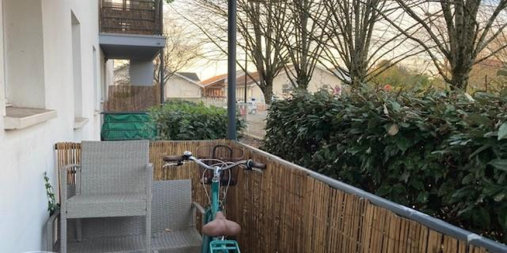appartement à BEGLES (33130)