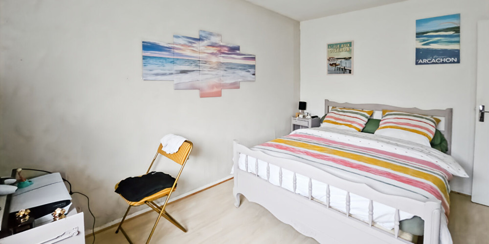 maison à VILLENAVE D ORNON (33140)