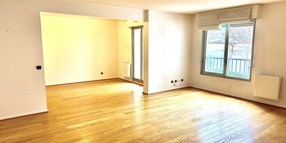 appartement à BORDEAUX (33000)