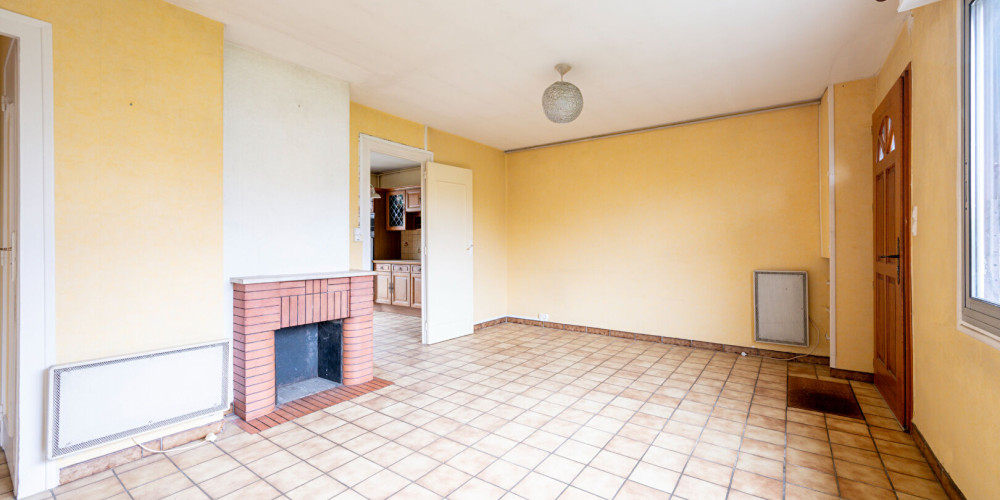 maison à VILLENAVE D ORNON (33140)