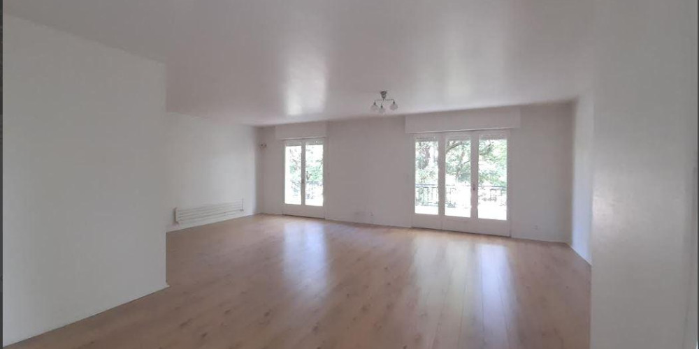 appartement à LE BOUSCAT (33110)
