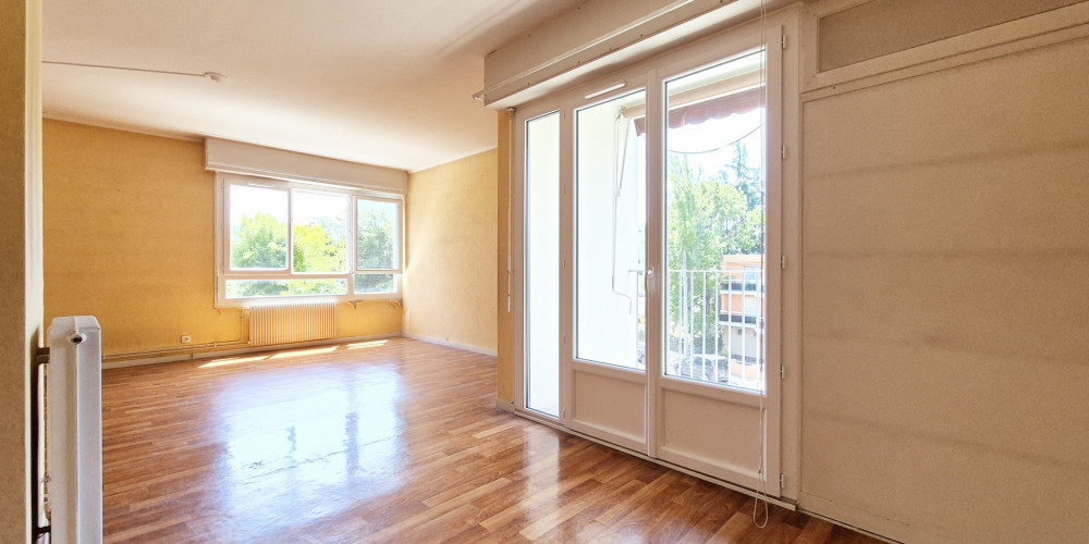 appartement à BORDEAUX (33200)