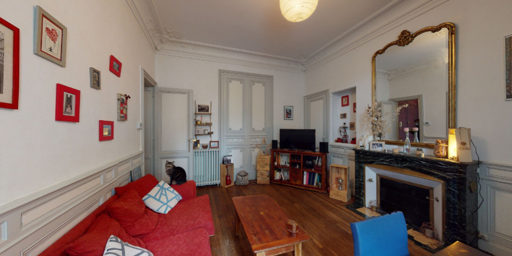 appartement à BORDEAUX (33800)