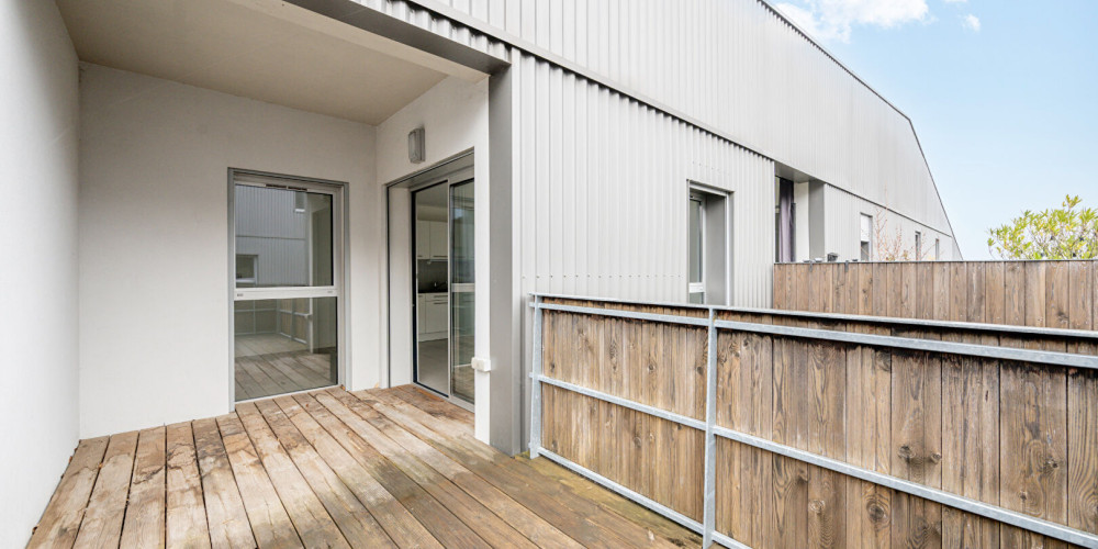 appartement à BORDEAUX (33300)