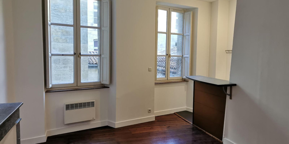 appartement à BORDEAUX (33000)