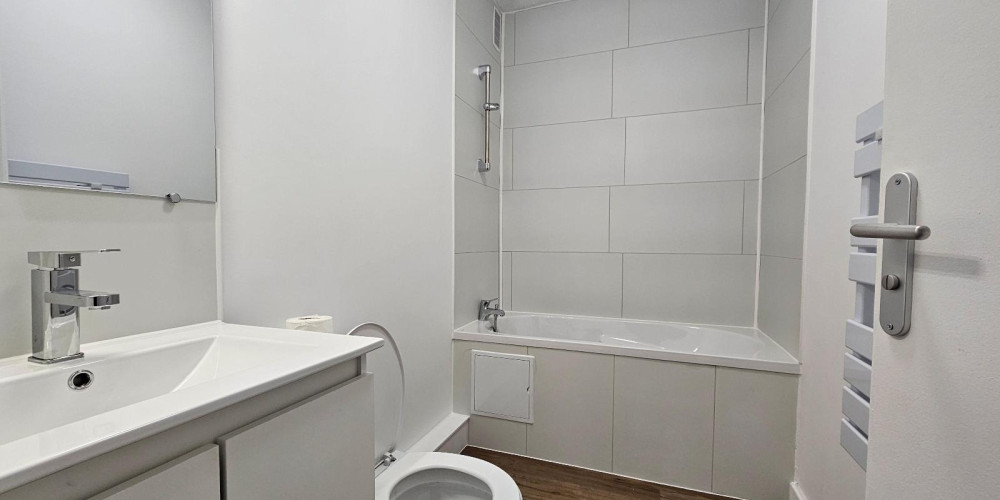 appartement à BORDEAUX (33000)