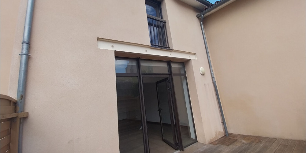 appartement à PODENSAC (33720)
