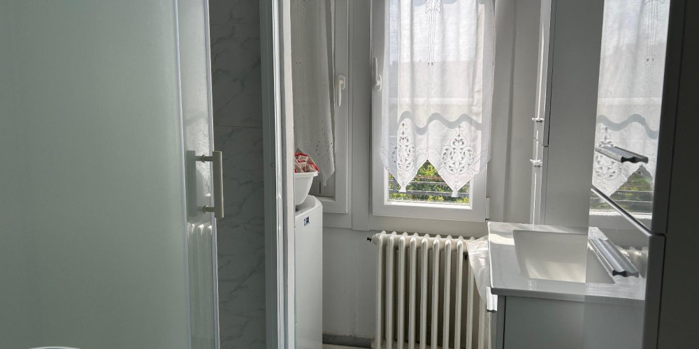 appartement à BORDEAUX (33000)
