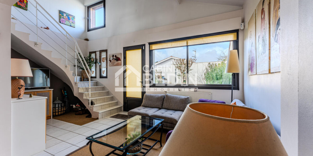 maison à ST MEDARD EN JALLES (33160)